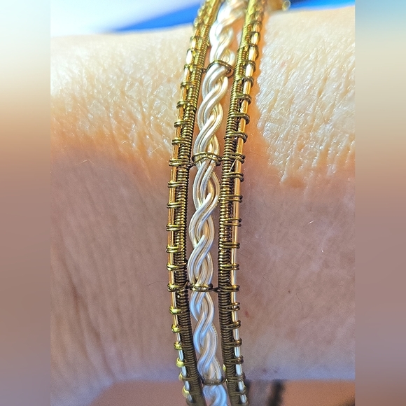 HAND CRAFTED Mixed-Metal Bangle: Silver Celtic Twist with Gold & Bronze Accents - Picture 6 of 15